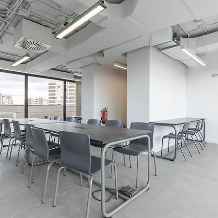 Micampus Madrid Sinesio Delgado Student Residence Екстер'єр фото