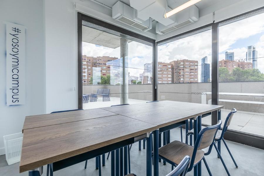 Micampus Madrid Sinesio Delgado Student Residence Екстер'єр фото