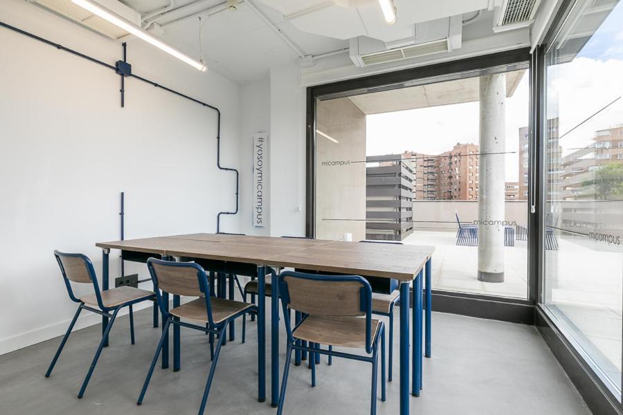 Micampus Madrid Sinesio Delgado Student Residence Екстер'єр фото