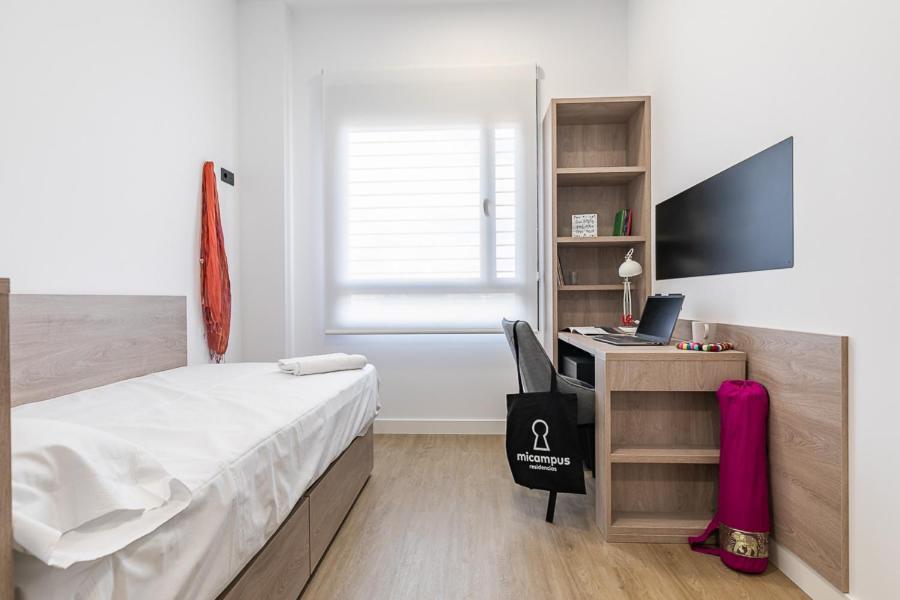Micampus Madrid Sinesio Delgado Student Residence Екстер'єр фото