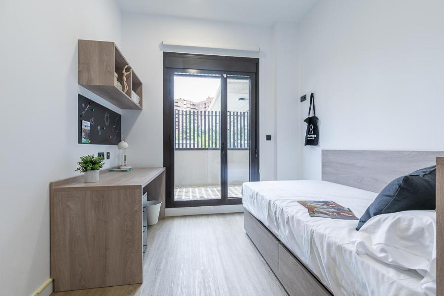 Micampus Madrid Sinesio Delgado Student Residence Екстер'єр фото