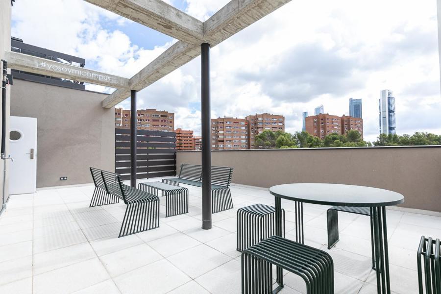 Micampus Madrid Sinesio Delgado Student Residence Екстер'єр фото