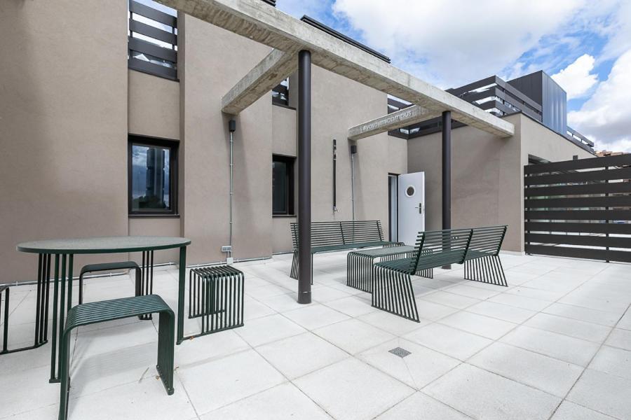 Micampus Madrid Sinesio Delgado Student Residence Екстер'єр фото