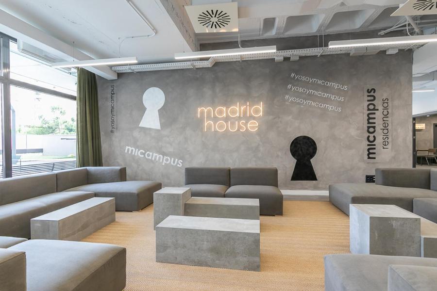 Micampus Madrid Sinesio Delgado Student Residence Екстер'єр фото
