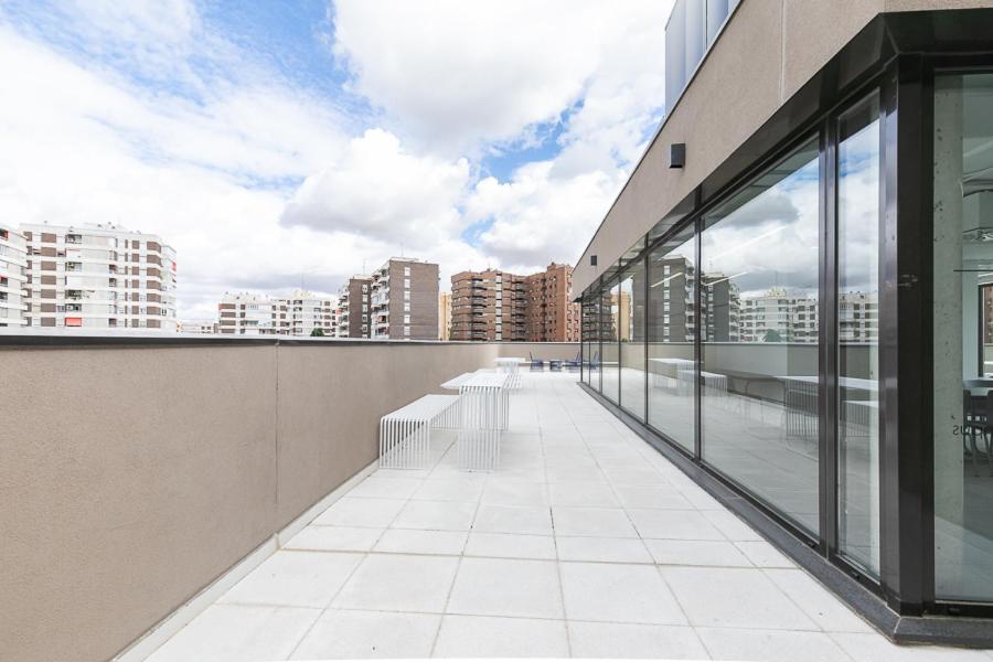 Micampus Madrid Sinesio Delgado Student Residence Екстер'єр фото