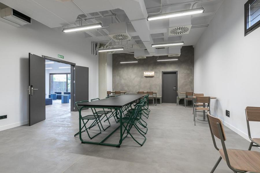 Micampus Madrid Sinesio Delgado Student Residence Екстер'єр фото